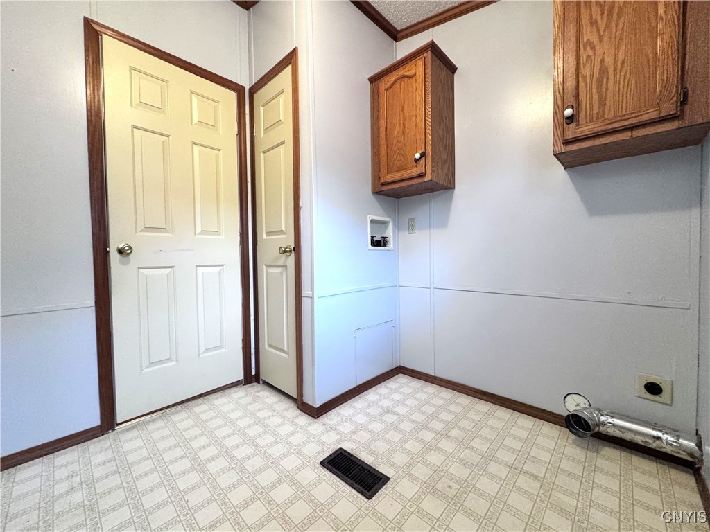 122 Country Road, Schuyler, New York image 27