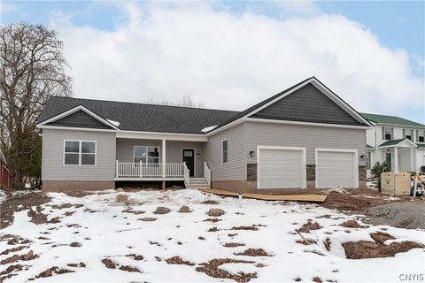 112 Clark Circle Canastota NY 13032