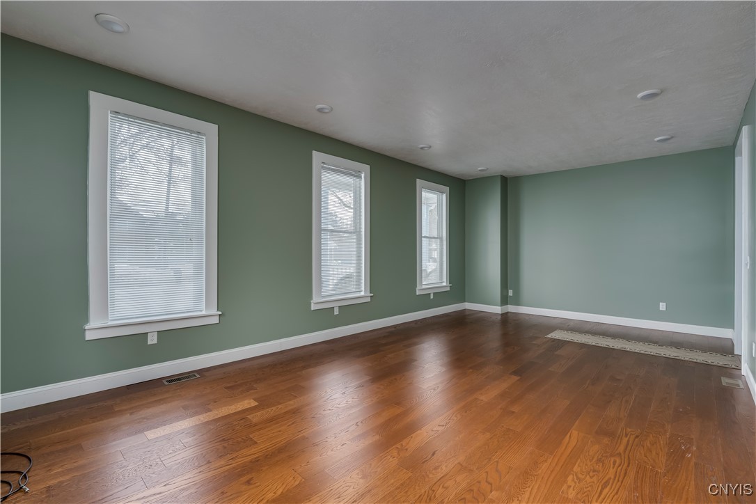 21 Antwerp Street, Philadelphia, New York image 14