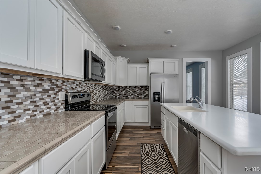 21 Antwerp Street, Philadelphia, New York image 6