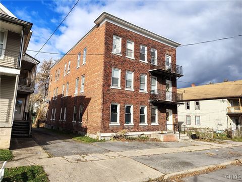 418 Bacon Street Utica NY 13501
