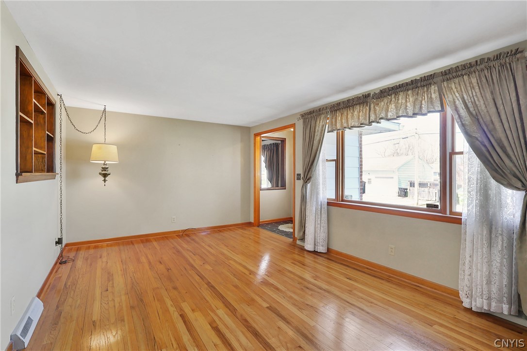 129 Noble Avenue
