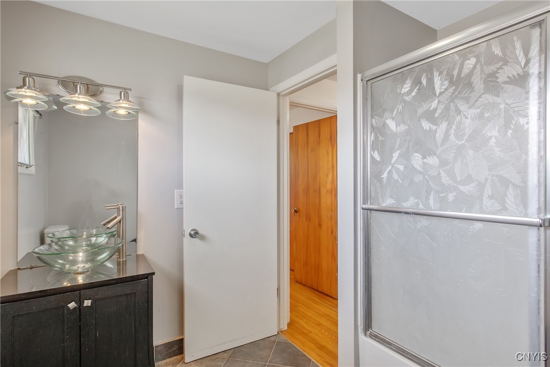 4407 Riviera Drive, Clay, New York image 31