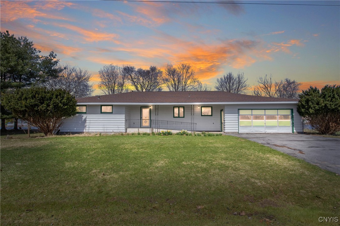 4407 Riviera Drive, Clay, New York image 1