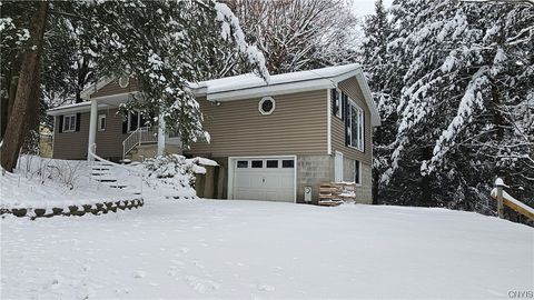 Single Family Residence in Floyd NY 7900 New Floyd Road.jpg