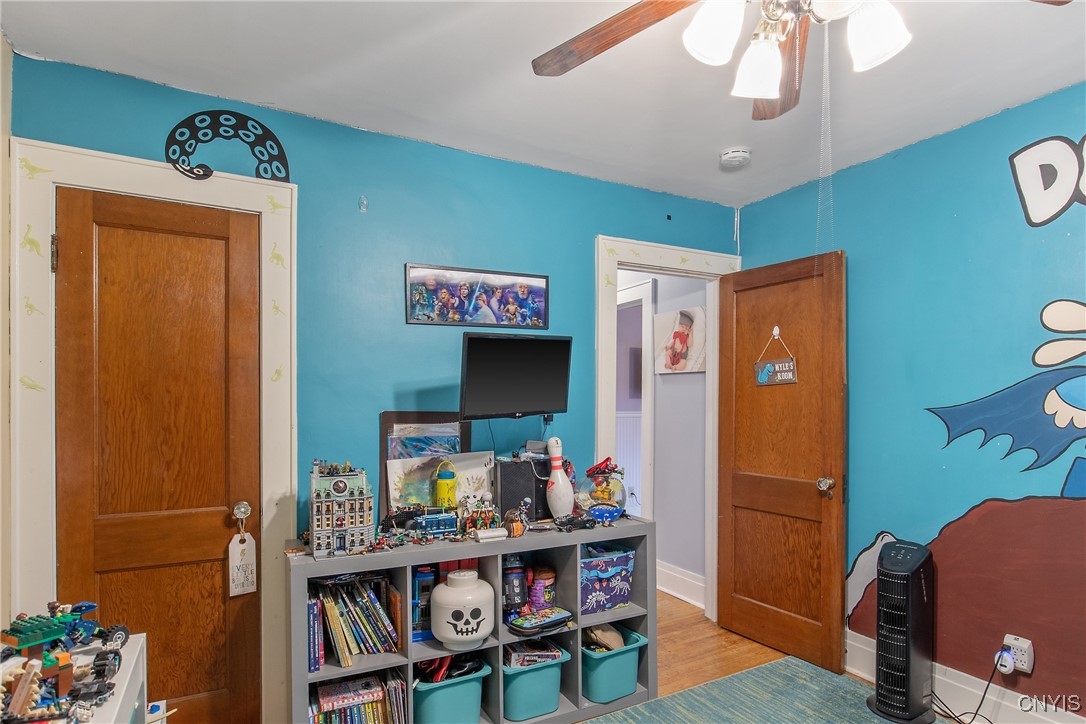 135 E Warrington Road, Syracuse, New York image 23