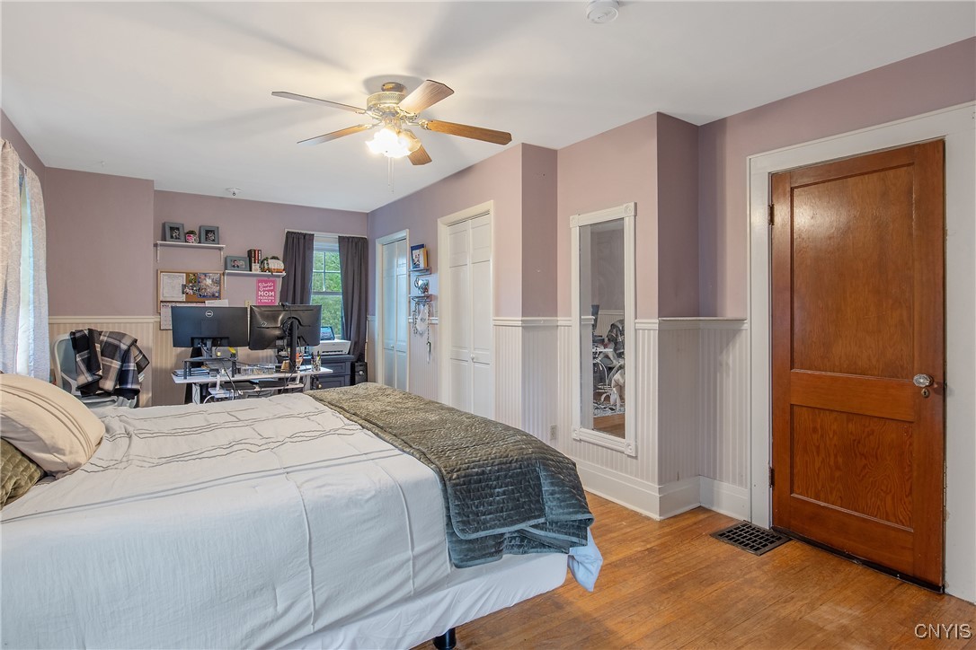 135 E Warrington Road, Syracuse, New York image 18