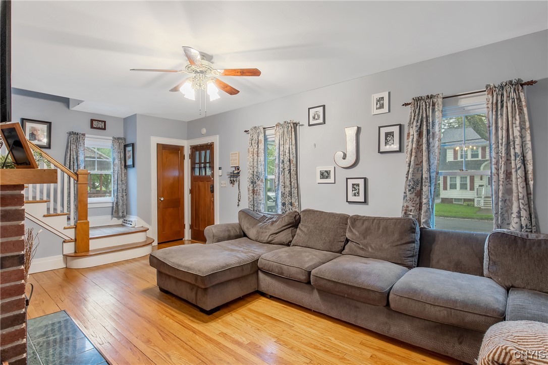 135 E Warrington Road, Syracuse, New York image 5