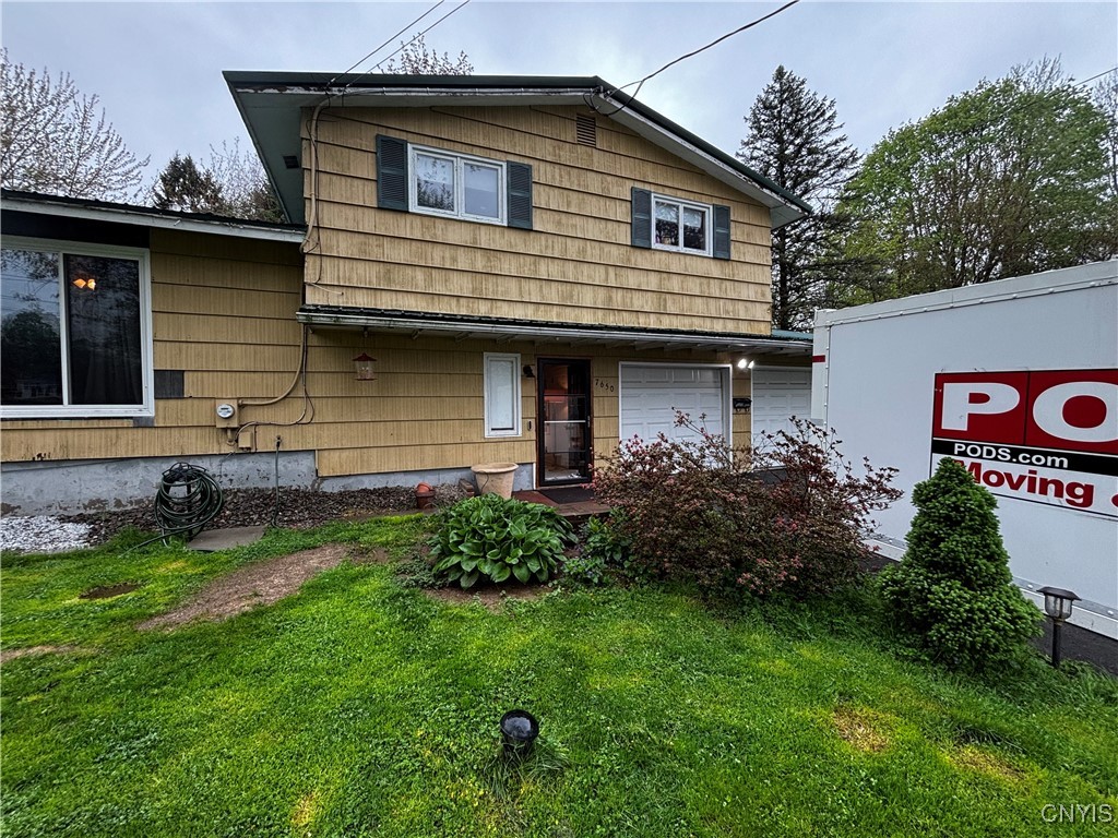 7650 Commodore Circle, Clay, New York image 16