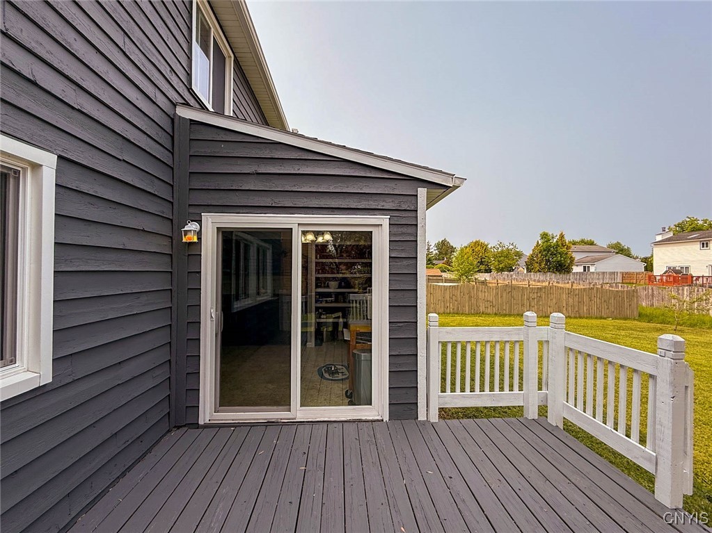 8602 Nazareth Drive, Cicero, New York image 5