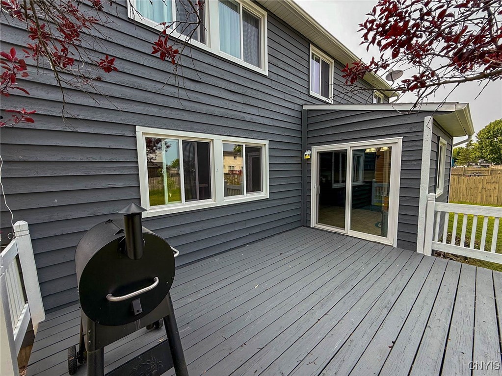 8602 Nazareth Drive, Cicero, New York image 4