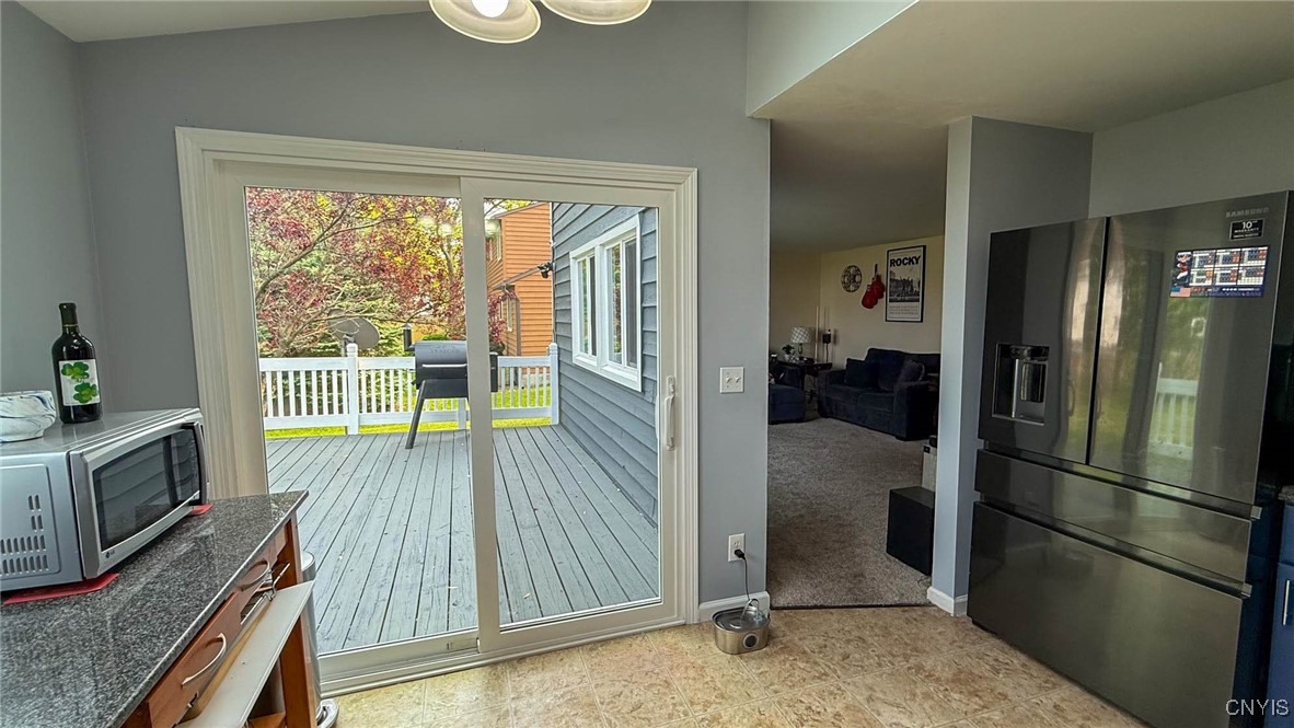 8602 Nazareth Drive, Cicero, New York image 12