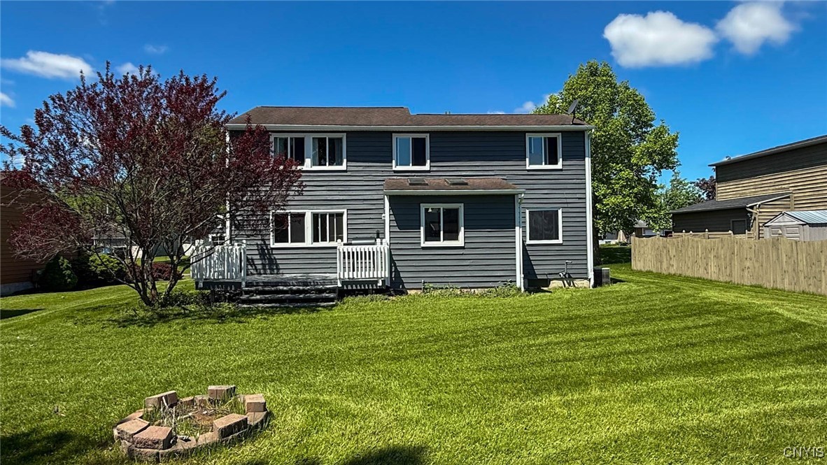 8602 Nazareth Drive, Cicero, New York image 3