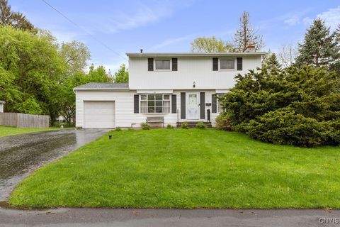 2 Dove, Clay, NY 13090 - MLS#: S1607164