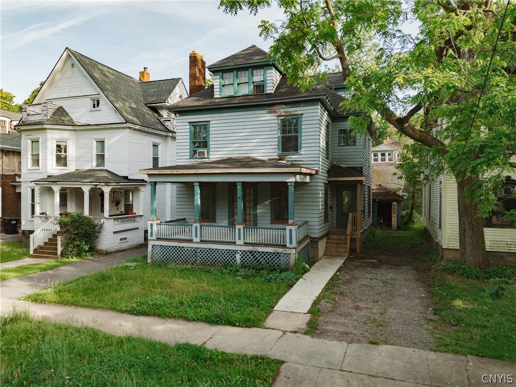 114 Victoria Place