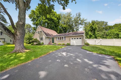 Homes For Sale - 26 Apple Tree Lane<br/> Clay, NY 13090