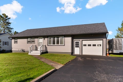 Tiny photo for 612 Park Lane Dr DR, Herkimer, NY 13350 (MLS # S1721503)