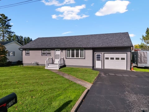 Tiny photo for 612 Park Lane Dr DR, Herkimer, NY 13350 (MLS # S1721503)