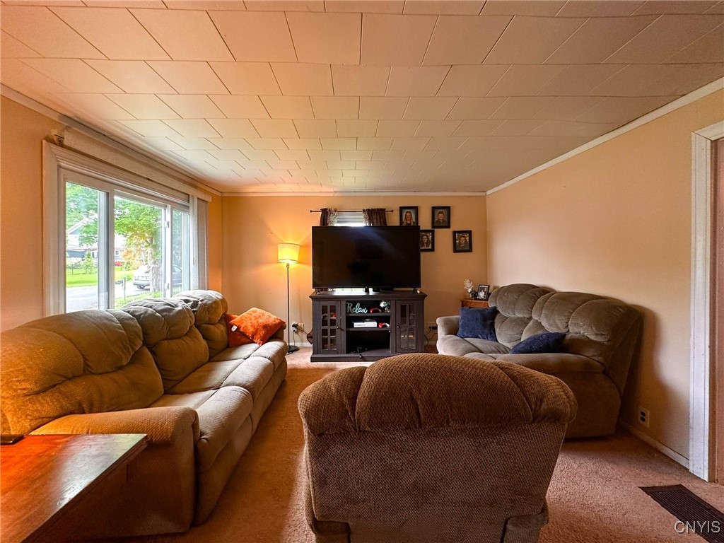 5276 Oneida Street, Verona, New York image 4