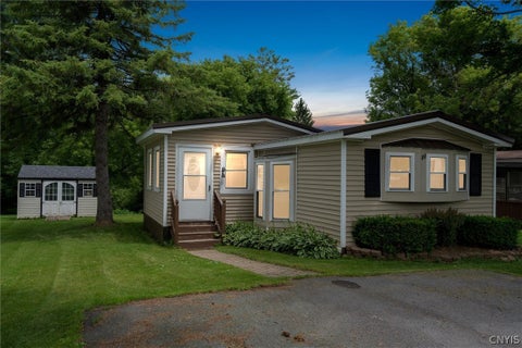 Photo for 5969 Middle Rd