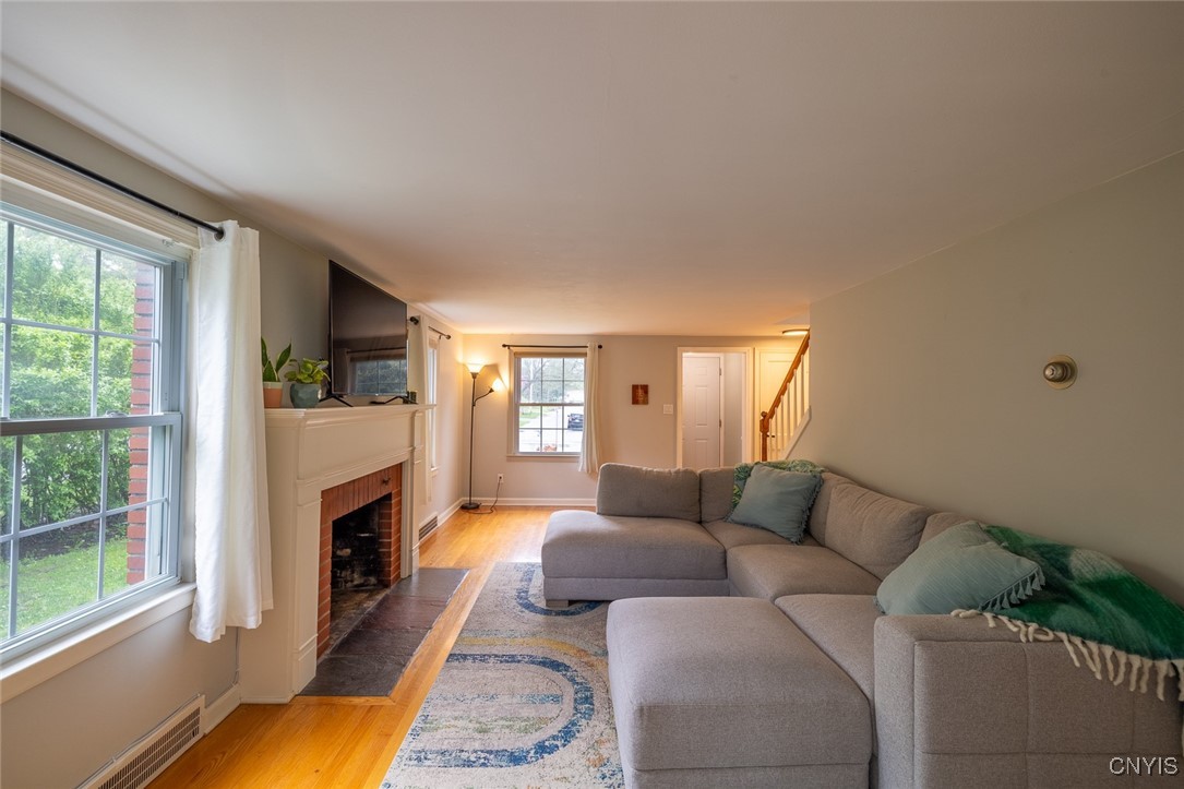 1425 Comstock Avenue, Syracuse, New York image 7