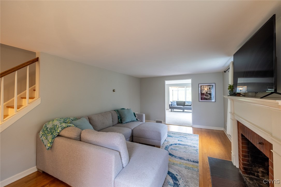 1425 Comstock Avenue, Syracuse, New York image 5