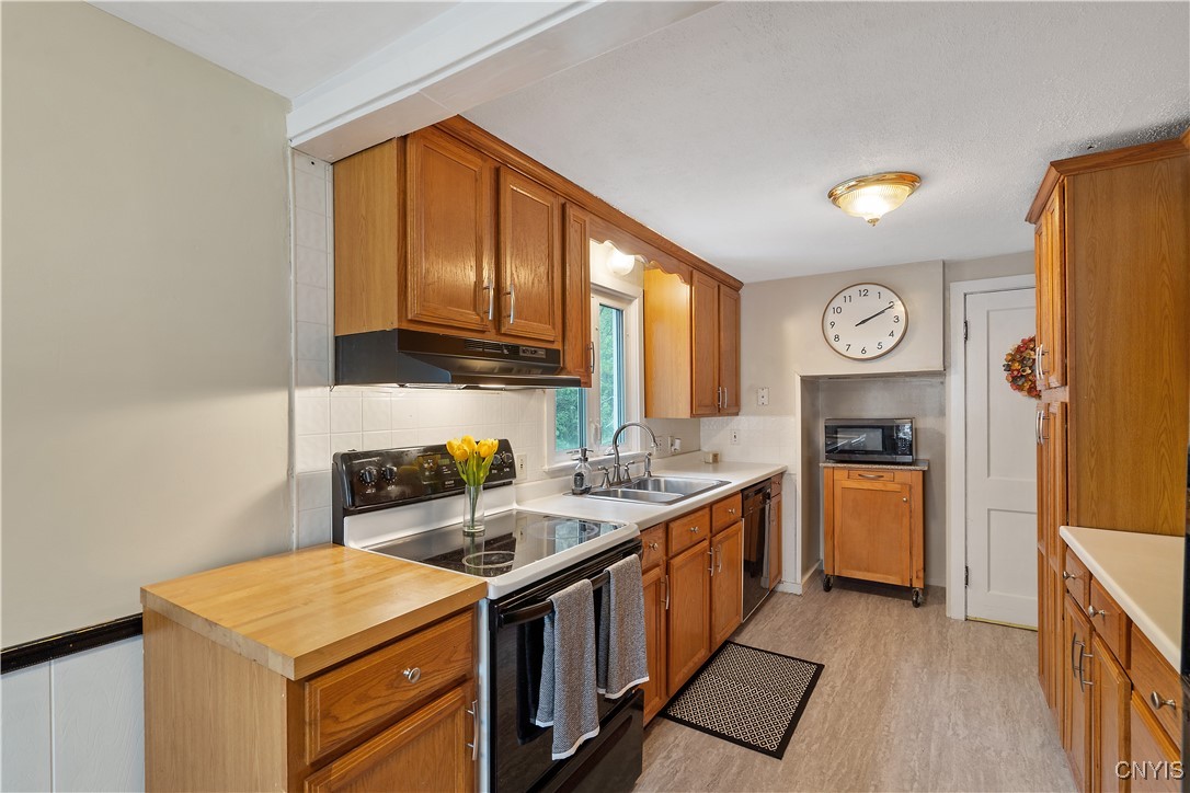 210 Hunt Drive, Manlius, New York image 13