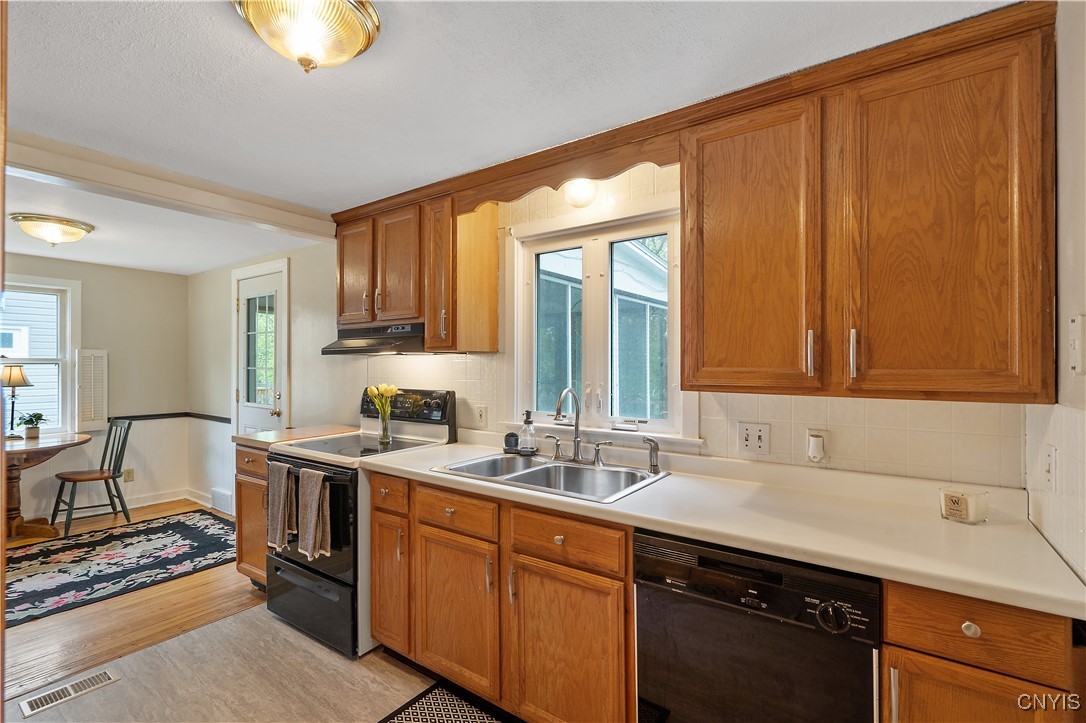 210 Hunt Drive, Manlius, New York image 15