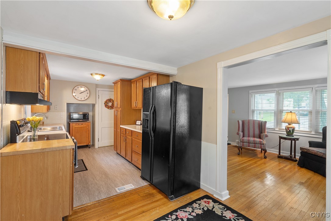 210 Hunt Drive, Manlius, New York image 9