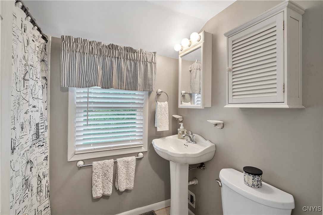 210 Hunt Drive, Manlius, New York image 22