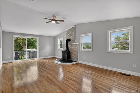 Tiny photo for 3299 Mohawk Street, New Hartford, NY 13413 (MLS # S1691068)