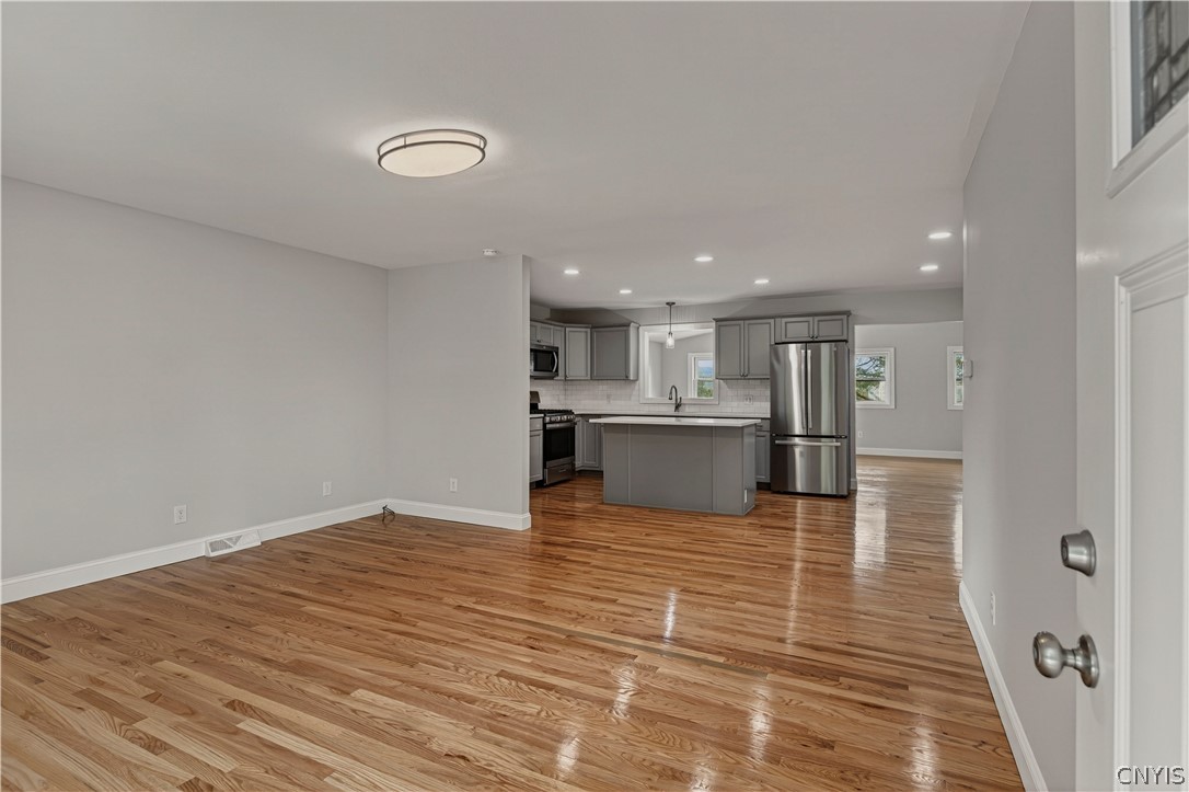 3299 Mohawk Street