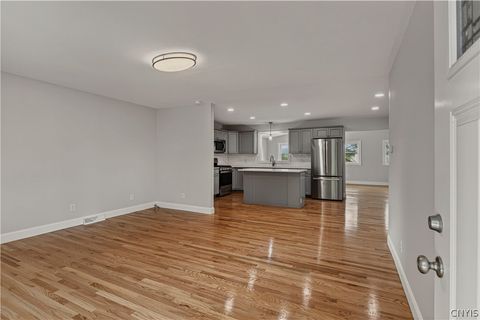 Tiny photo for 3299 Mohawk Street, New Hartford, NY 13413 (MLS # S1691068)