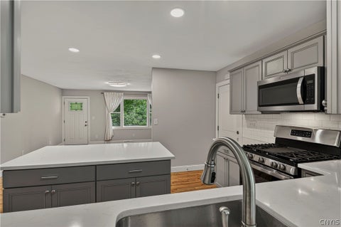 Tiny photo for 3299 Mohawk Street, New Hartford, NY 13413 (MLS # S1691068)