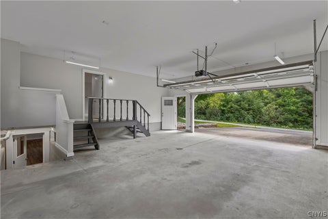 Tiny photo for 3299 Mohawk Street, New Hartford, NY 13413 (MLS # S1691068)