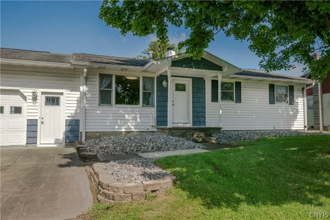 Tiny photo for 3299 Mohawk Street, New Hartford, NY 13413 (MLS # S1691068)