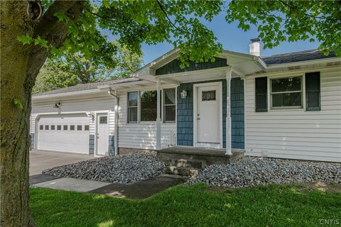 Tiny photo for 3299 Mohawk Street, New Hartford, NY 13413 (MLS # S1691068)