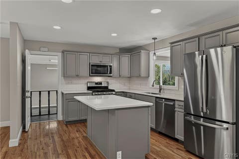 Tiny photo for 3299 Mohawk Street, New Hartford, NY 13413 (MLS # S1691068)