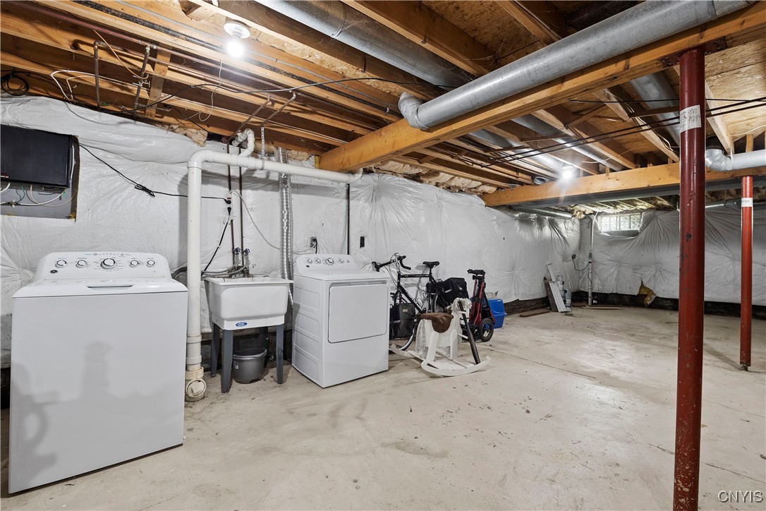 6121 Diffin Road, Cicero, New York image 23