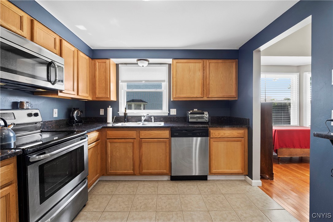 6121 Diffin Road, Cicero, New York image 8