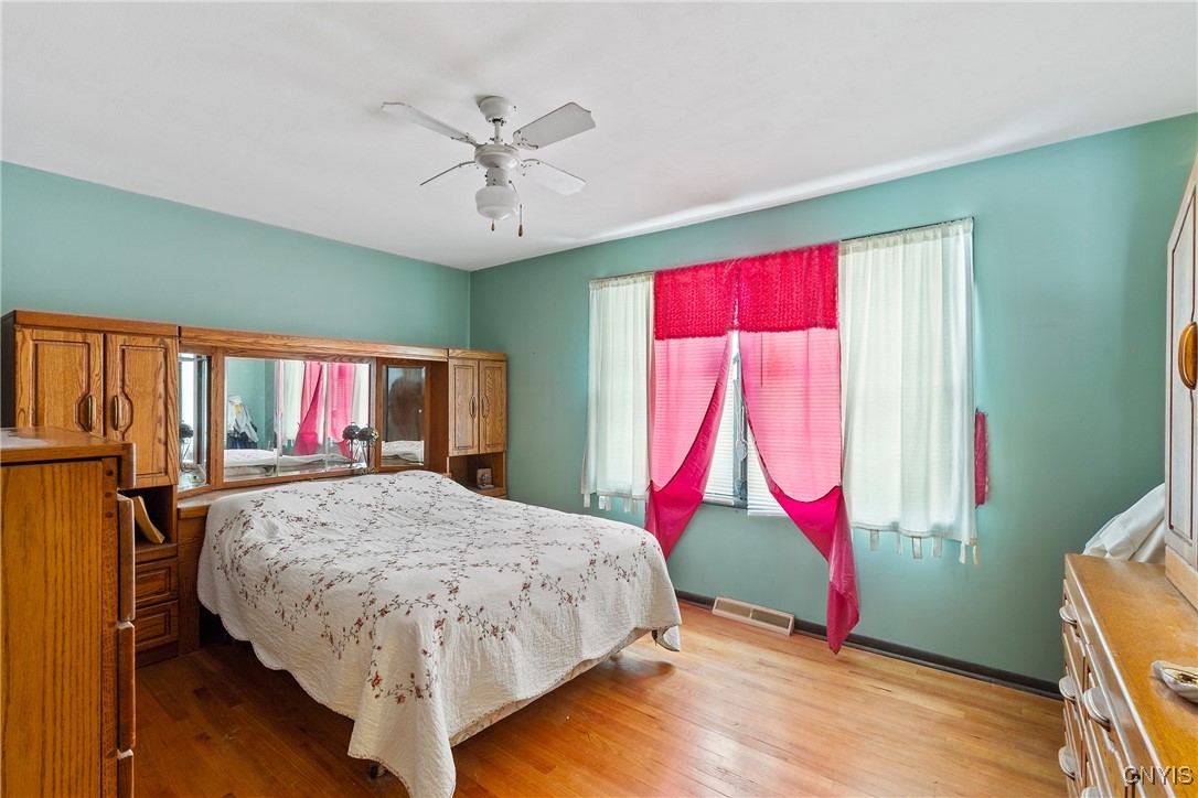 8230 Bitternut Lane, Clay, New York image 14