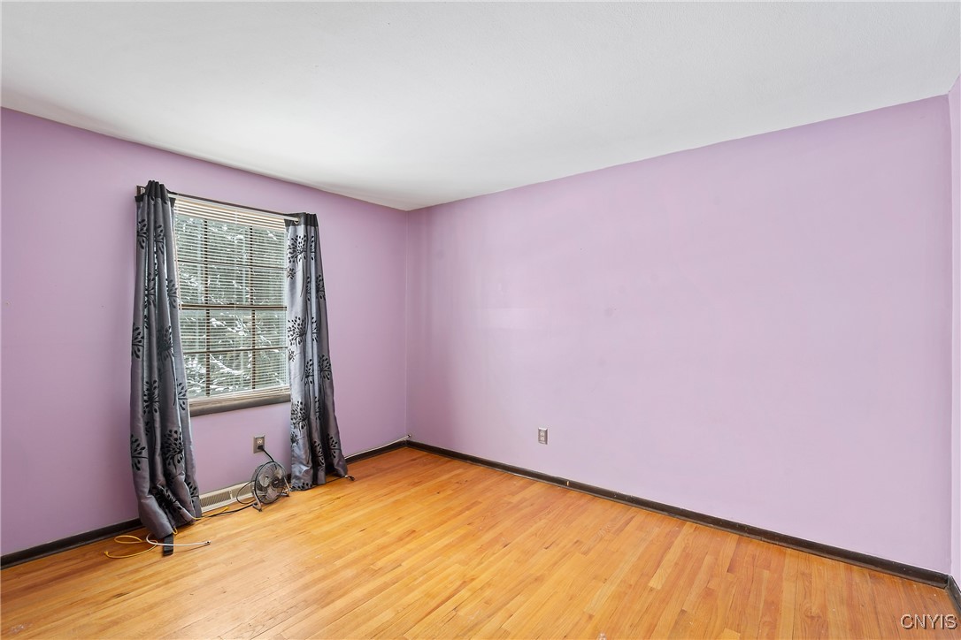 8230 Bitternut Lane, Clay, New York image 13
