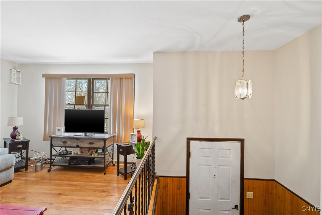 8230 Bitternut Lane, Clay, New York image 6