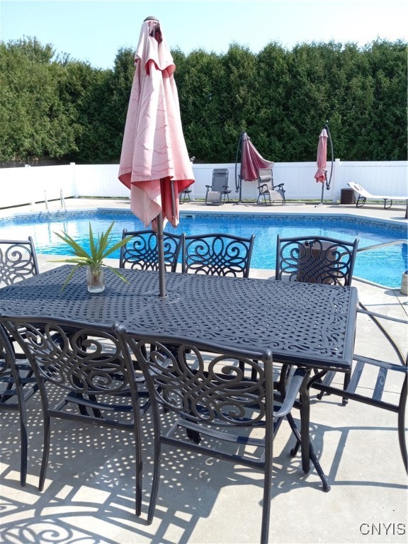 Rome-Inside, New York 13440, United States, 4 Bedrooms Bedrooms, ,3 BathroomsBathrooms,Residential,Active,141554