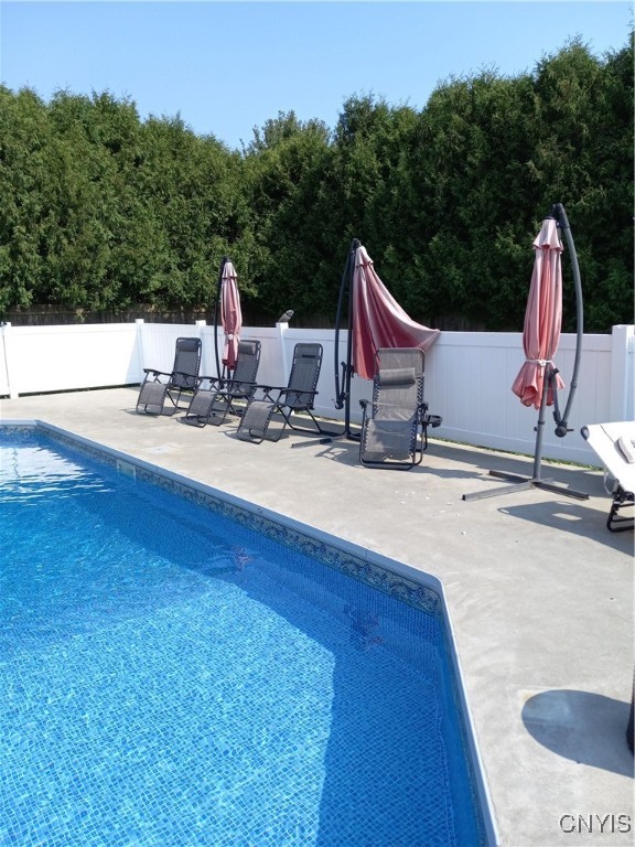 Rome-Inside, New York 13440, United States, 4 Bedrooms Bedrooms, ,3 BathroomsBathrooms,Residential,Active,141554