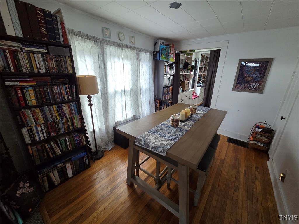 Watertown City, New York 13601, United States, 7 Bedrooms Bedrooms, ,3 BathroomsBathrooms,Residential,Active,241850