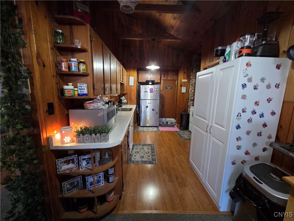 Watertown City, New York 13601, United States, 7 Bedrooms Bedrooms, ,3 BathroomsBathrooms,Residential,Active,241850