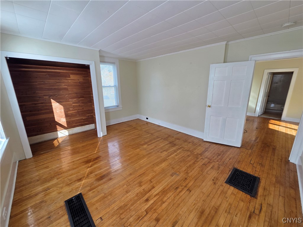 Watertown City, New York 13601, United States, 7 Bedrooms Bedrooms, ,3 BathroomsBathrooms,Residential,Active,241850