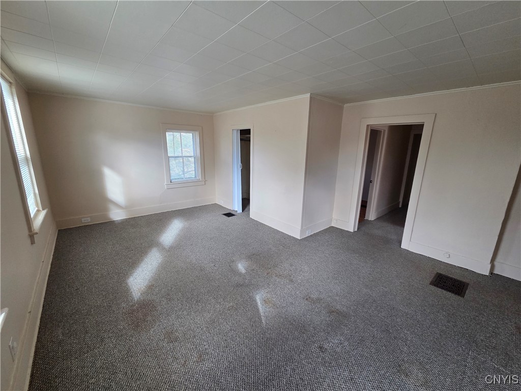 Watertown City, New York 13601, United States, 7 Bedrooms Bedrooms, ,3 BathroomsBathrooms,Residential,Active,241850