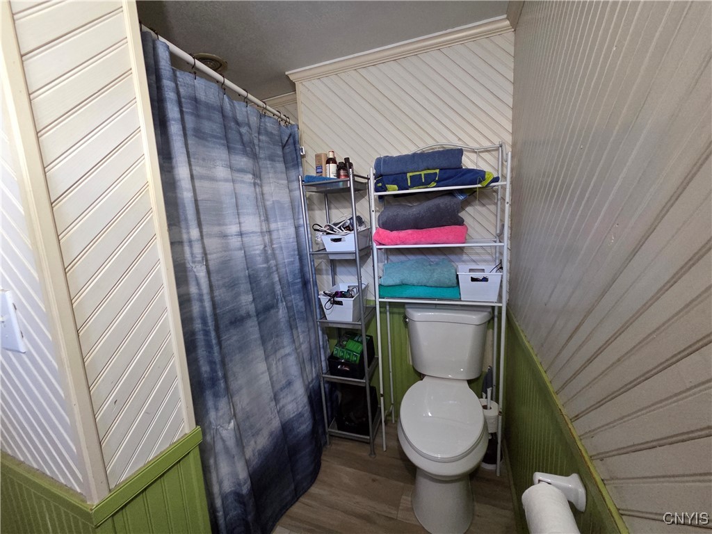 Watertown City, New York 13601, United States, 7 Bedrooms Bedrooms, ,3 BathroomsBathrooms,Residential,Active,241850